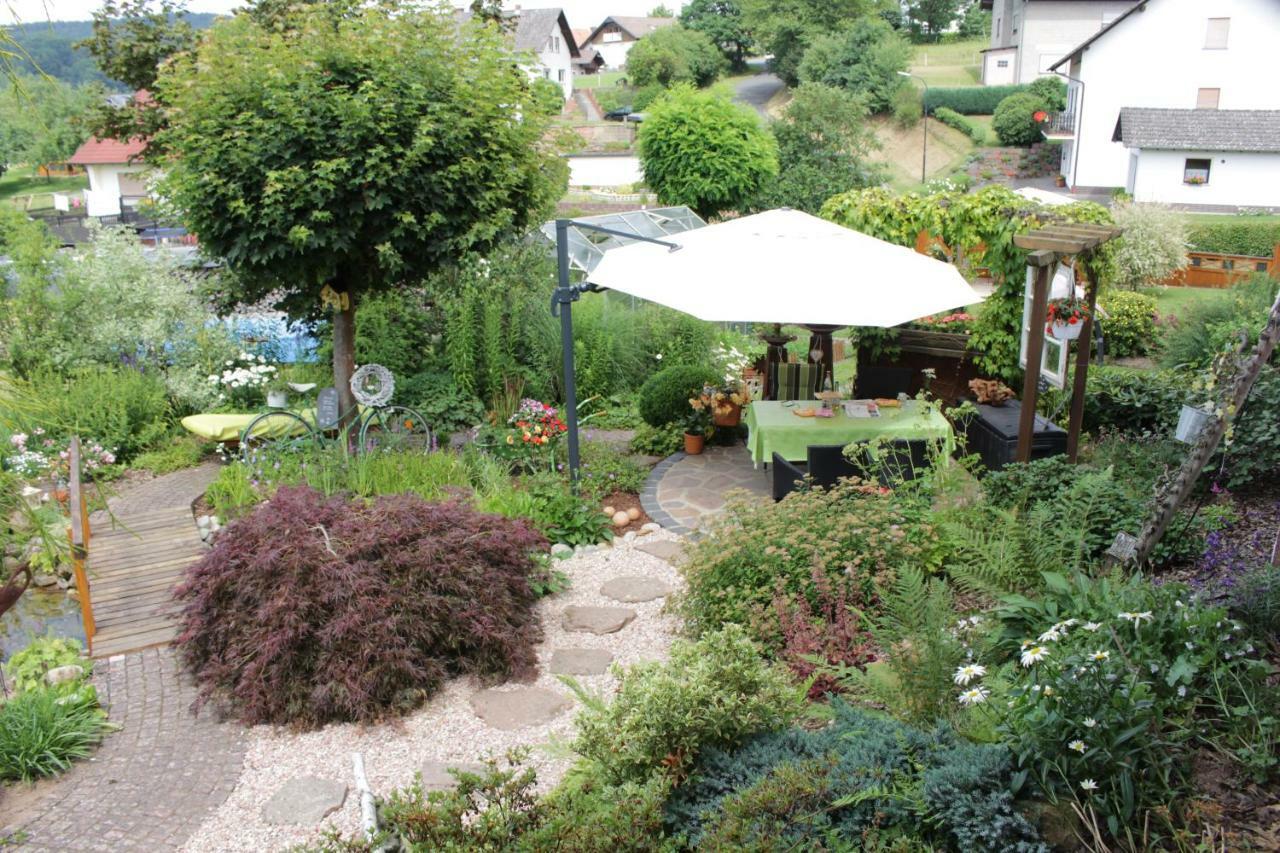 Ferienwohnung Familie Schultheis Marjoss Exterior foto